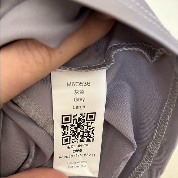 Women's Long Sleeve Gray Crop Top with back cut outs - Picture 3 of 3